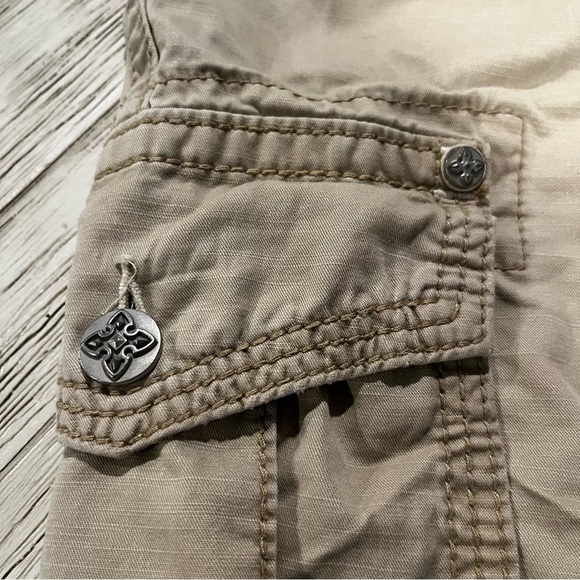 Rock Revival Khaki Cargo Shorts for Men - Picture 6 of 16